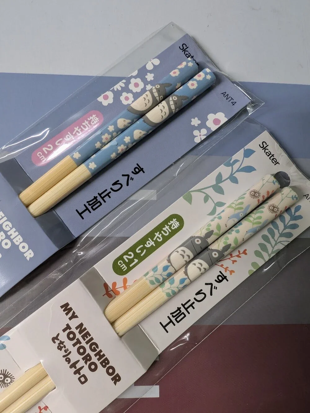 Set Of Two New Totoro Chopsticks 21 Cm - Blue And White Style